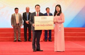 BSH ung ho mien Trung 500 trieu dong