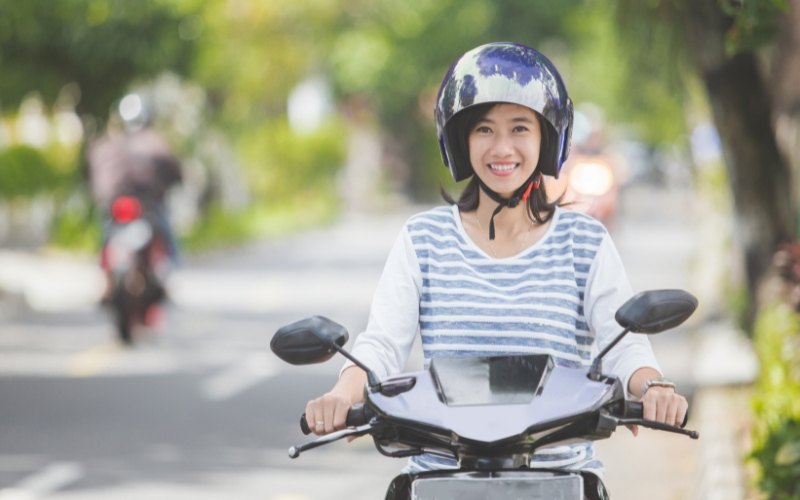 Bảo hiểm xe máy bắt buộc và tự nguyện khác nhau thế nào?