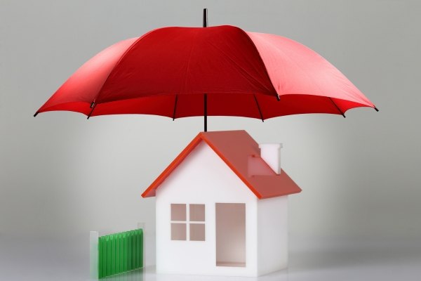Bảo hiểm nhà tư nhân là gì? Cập nhật chi tiết quyền lợi và phạm vi bảo hiểm mới nhất 2025