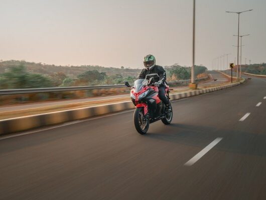 Có được mua nhiều hợp đồng bảo hiểm xe máy cùng lúc không?