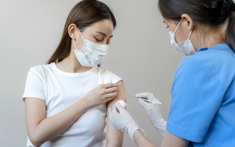 Vì sao cơ sở y tế cần mua bảo hiểm trách nhiệm tiêm chủng?