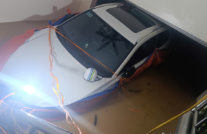 Hàng trăm ô tô ngập nước sau trận lũ lịch sử ở Đà Nẵng