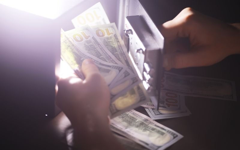 Phạm vi bảo hiểm tiền: Những rủi ro được chi trả