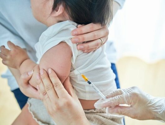 4 quyền lợi khi tham gia bảo hiểm trách nhiệm tiêm chủng không thể bỏ qua