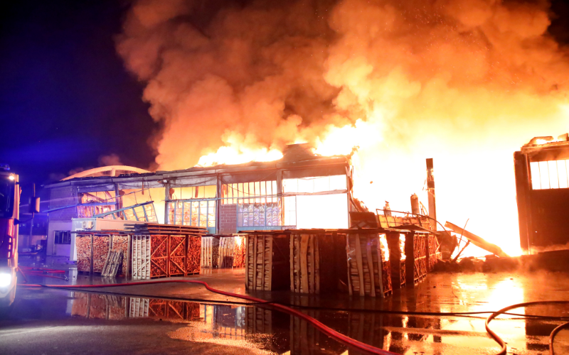 Thực trạng cháy nổ nhà ở và nhà xưởng tại Việt Nam