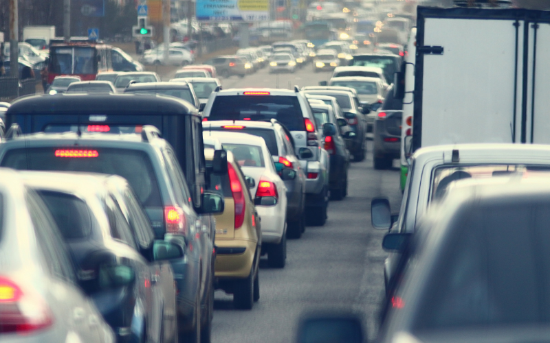 Bảo hiểm vật chất ô tô có bắt buộc không? Cập nhật quy định mới nhất năm 2025