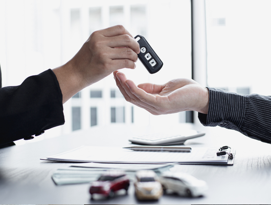 Kinh nghiệm thương lượng quyền lợi khi mua bảo hiểm ô tô hiệu quả nhất