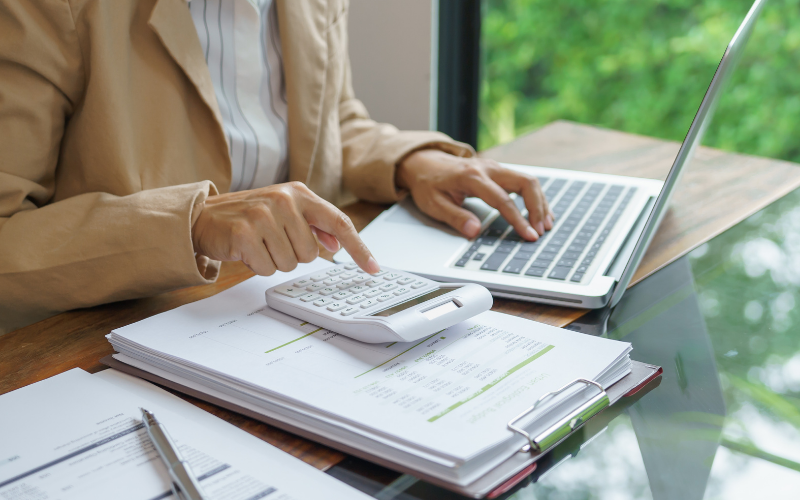 Tổng chi phí nuôi ô tô tại Việt Nam là bao nhiêu?