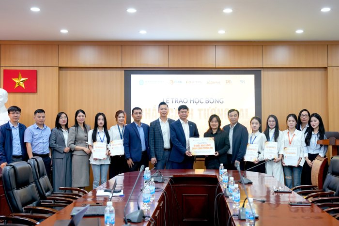 Dai Hoc Mo Dia Chat 2 website