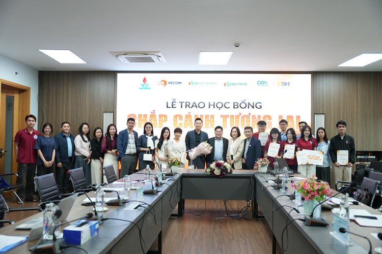 Hoc Vien Chinh Sach website