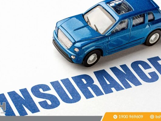 Bảo hiểm xe ô tô 5 chỗ bao nhiêu tiền? Cập nhật chi phí mới nhất 2026